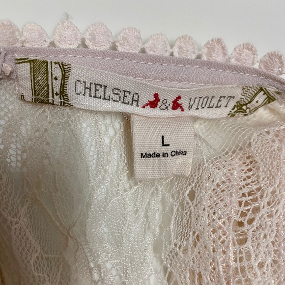 Chelsea & Violet Ivory/blush lace dress - Picture 2 of 9